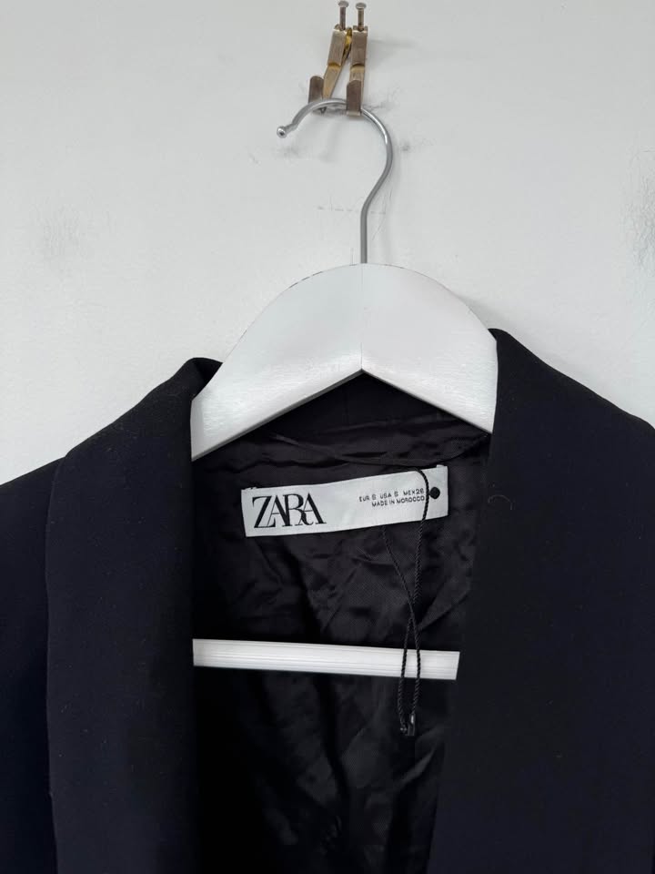 Zara Vest - size small