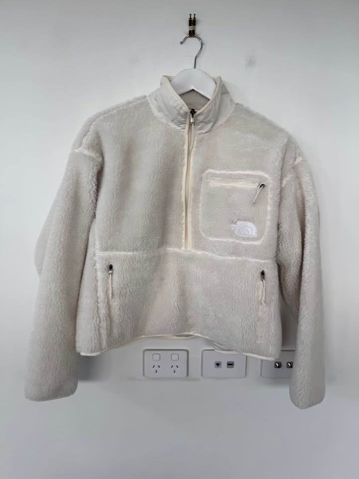 The North Face Sherpa Jumper - size medium