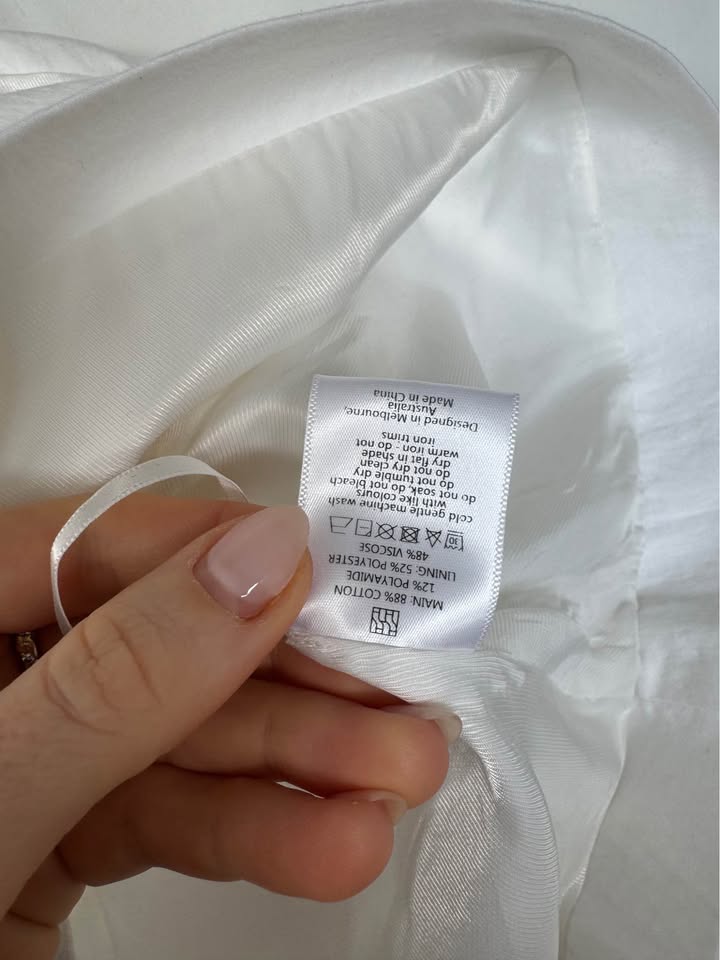 Henne Top - size 6