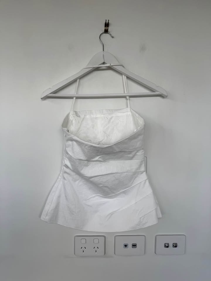 Henne Top - size 6