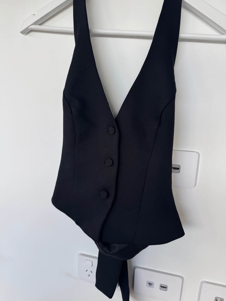 Kookai Vest - size 6