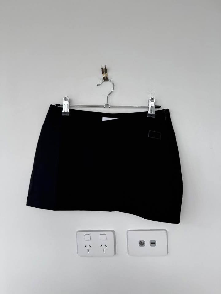 One Mile Skirt - size XXS BNWT