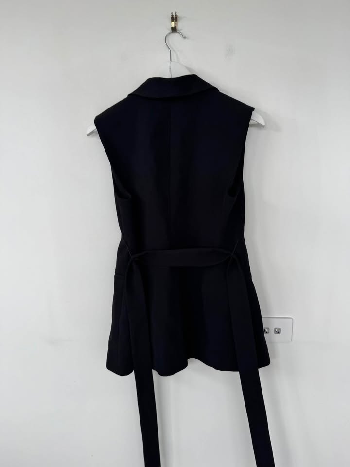 Zara Vest - size small