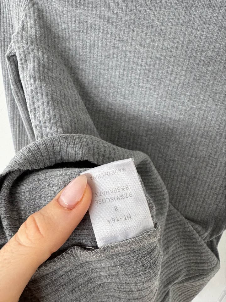 Henne Long Sleeve - size 8
