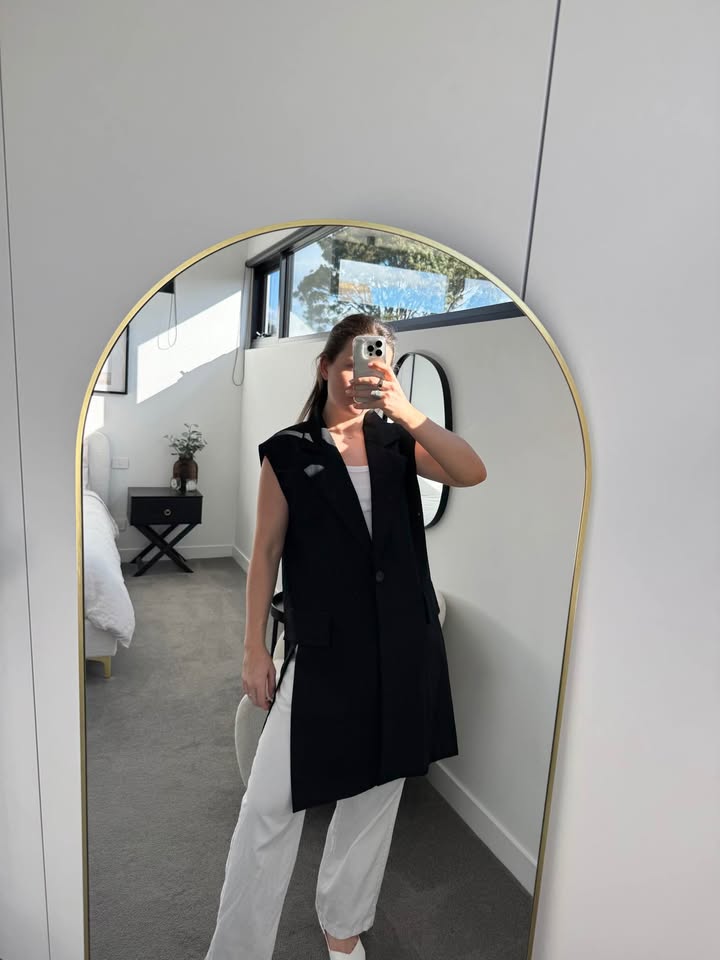 St Agni Vest - size XL