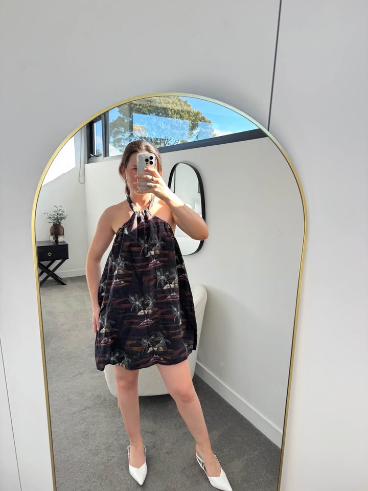 Venroy Mini Dress - size medium