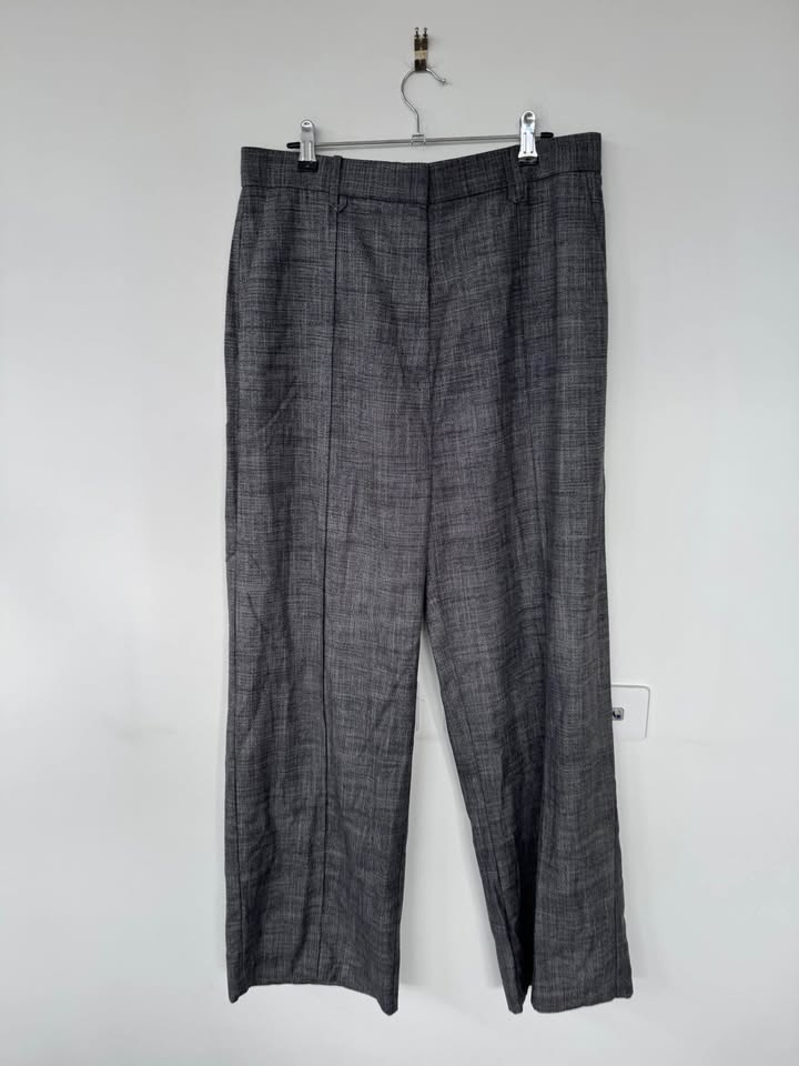 Camilla and Marc Suit - size 10/12 BNWT
