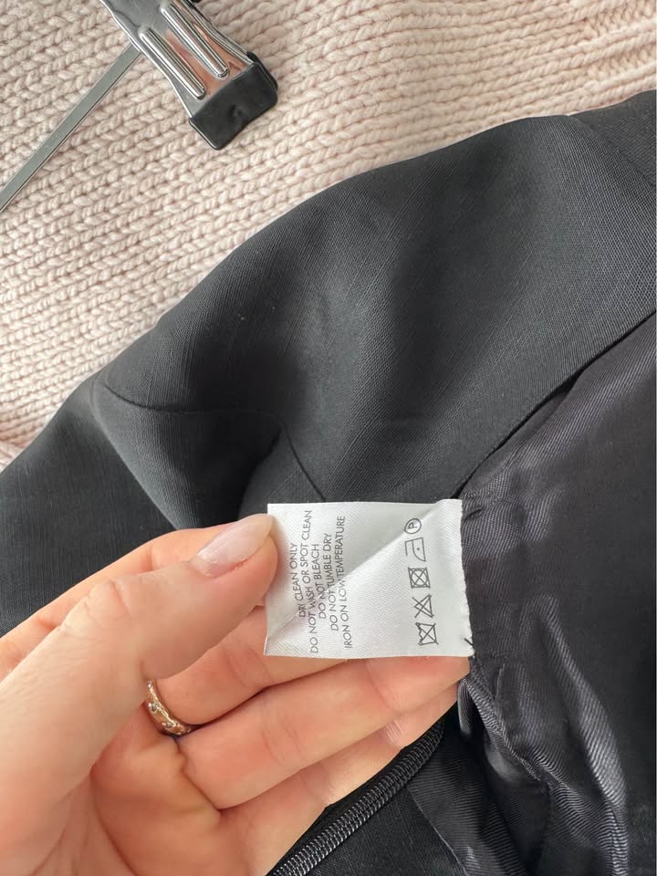 Friends w Frank Skirt - size medium