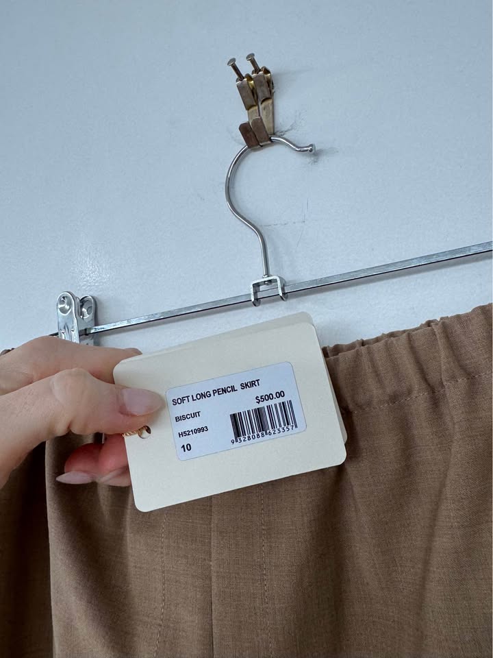 Scanlan Theodore Skirt - size medium BNWT