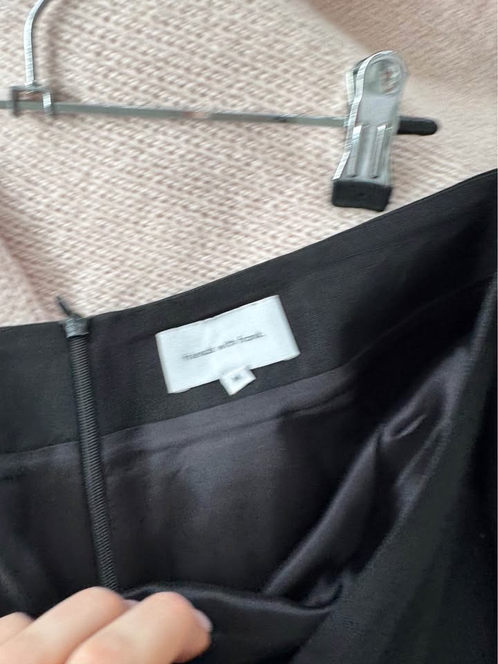 Friends w Frank Skirt - size medium