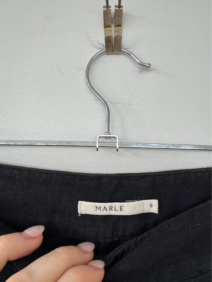 Marle Linen Shorts - size 8