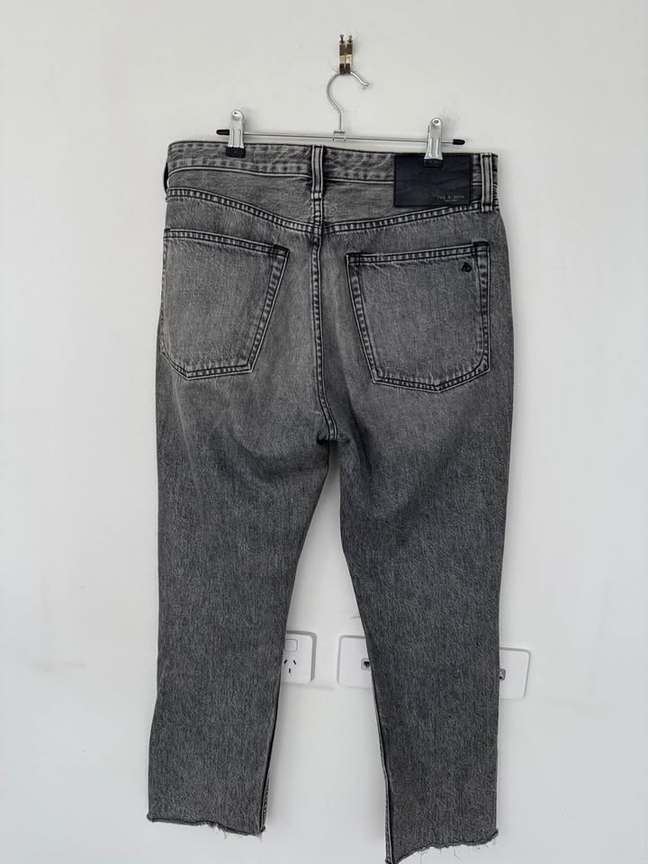 Rag and Bone Jeans - size 29