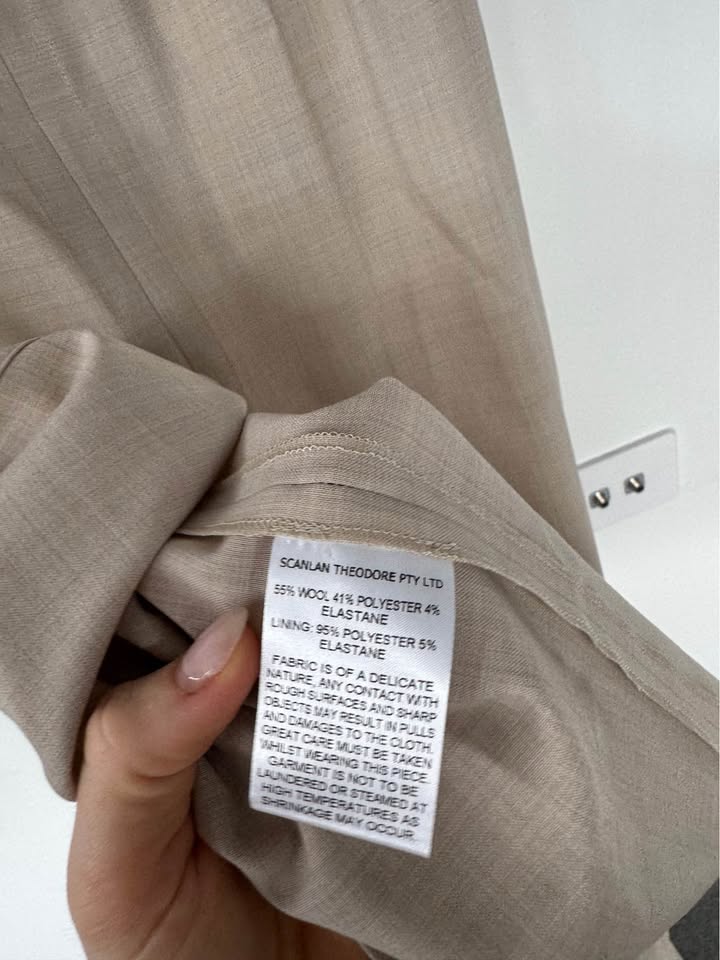 Scanlan Theodore Skirt - size medium BNWT