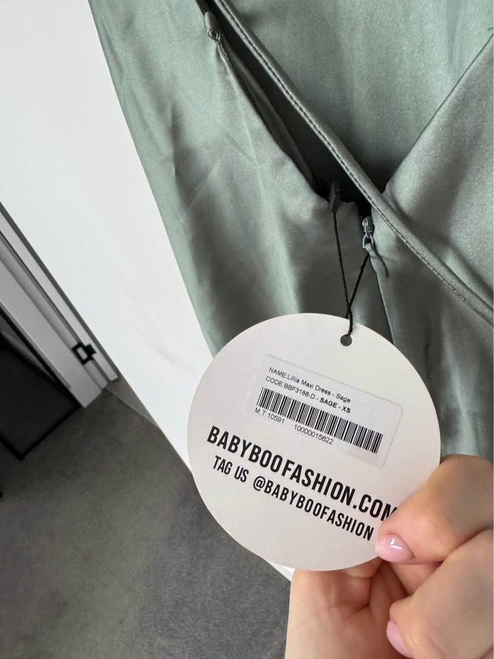 Baby Boo Dress - size XS BNWT