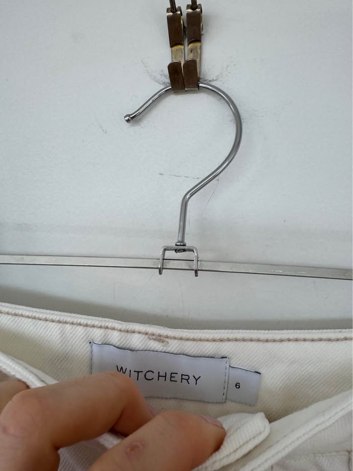 Witchery Shorts - size 6