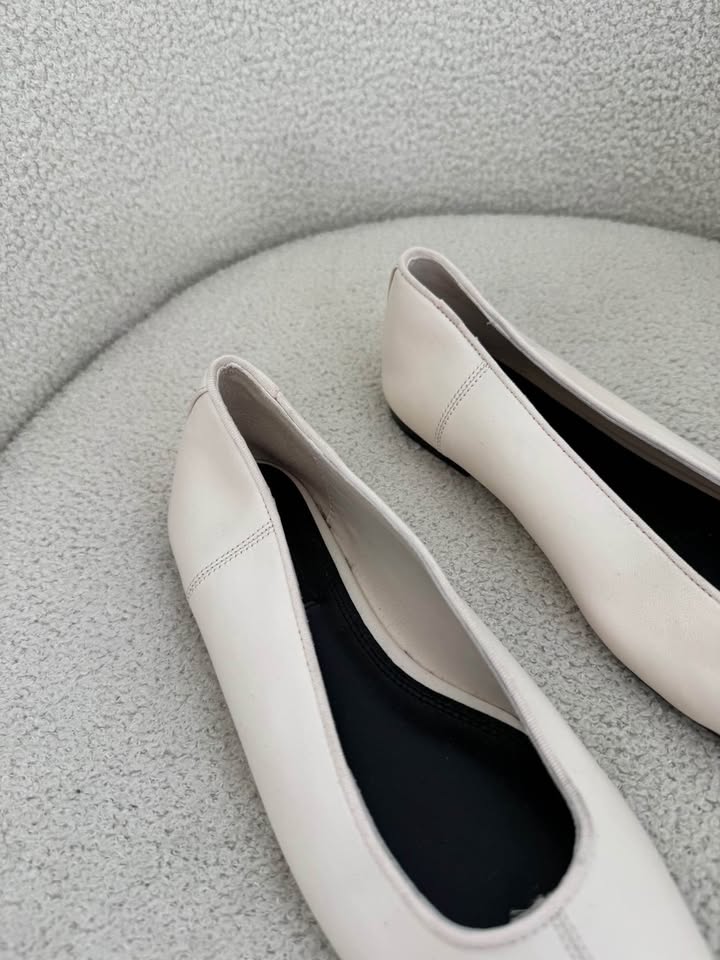 Witchery Ballet Flats - size 7