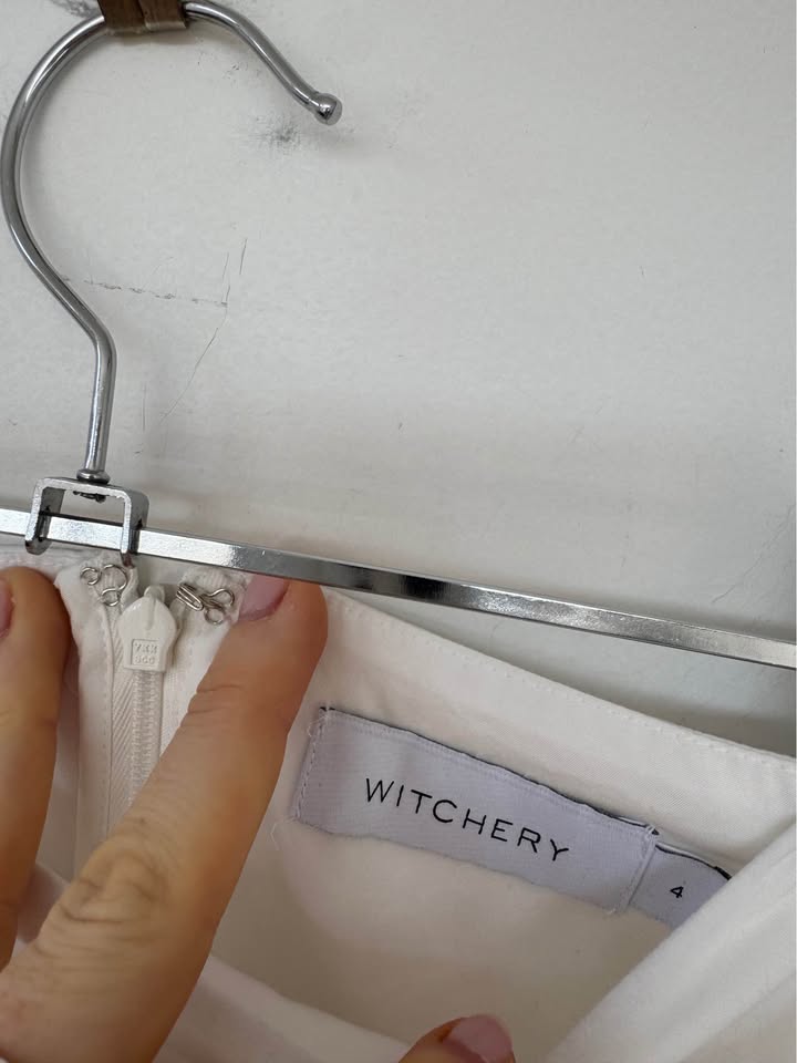 Witchery Skirt - size 4