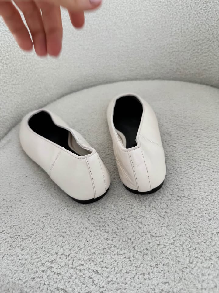 Witchery Ballet Flats - size 7