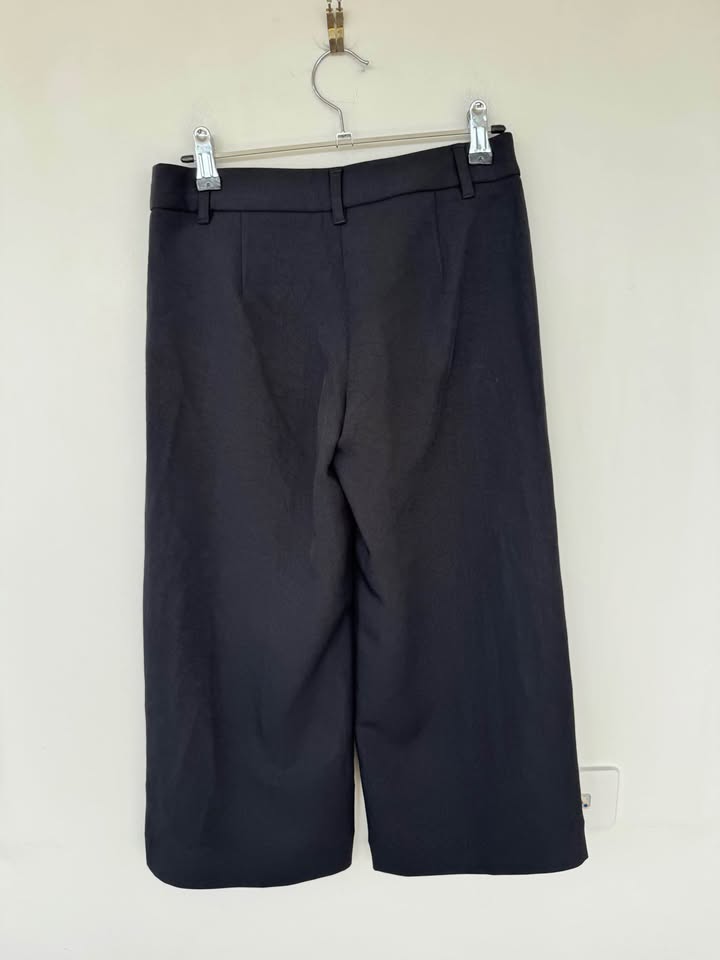 Kookai Pants - size 32 (4)