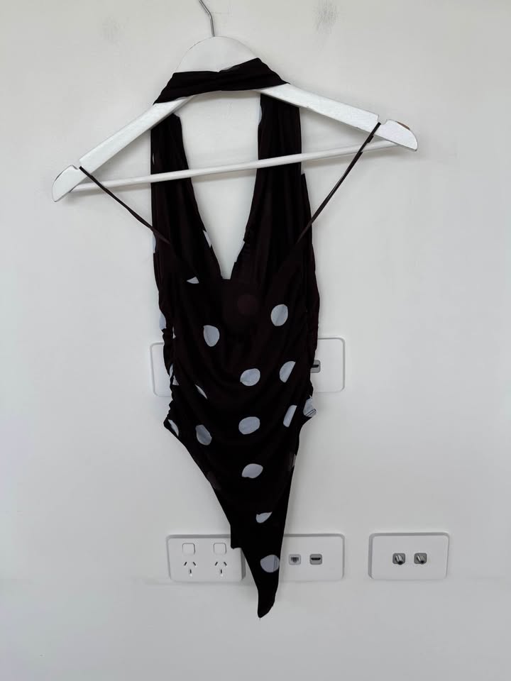 Witchery Bodysuit - size XXS