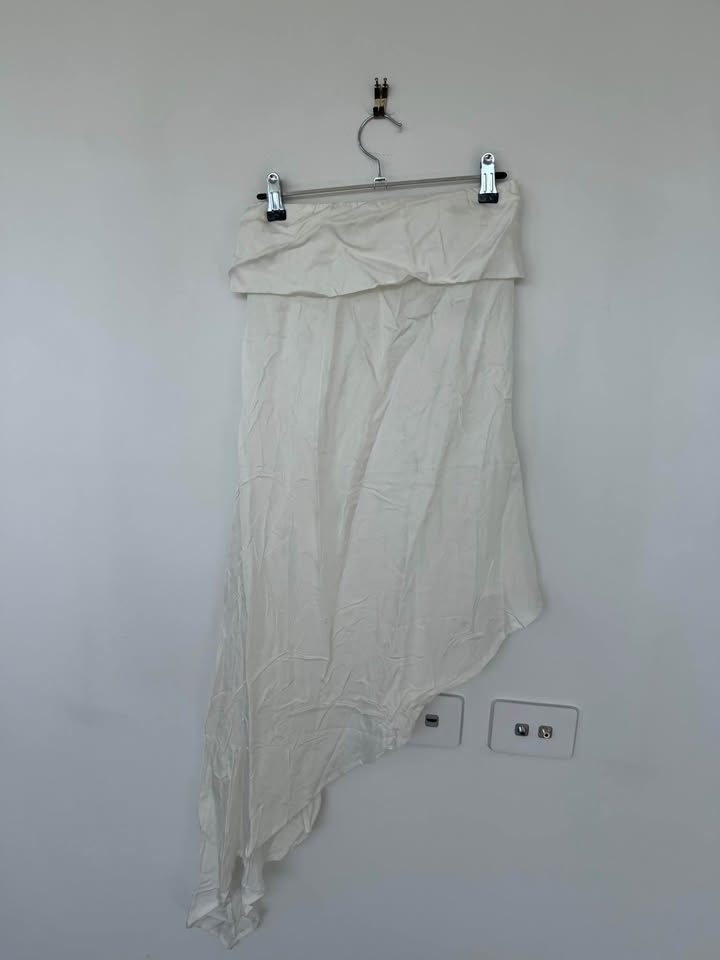 Dissh Set - size 6 BNWT