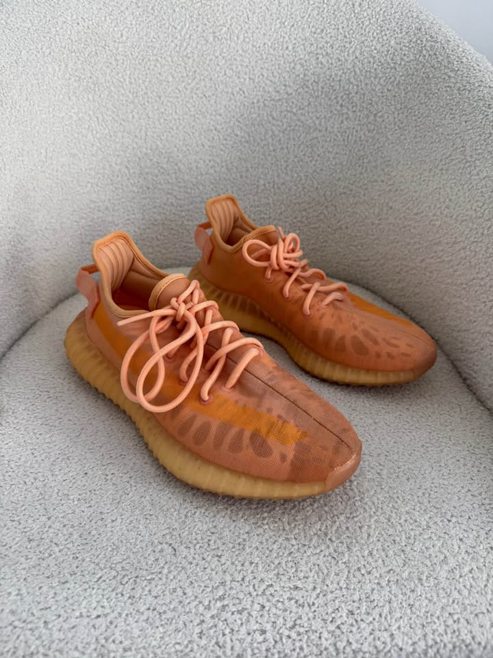 Yeezy Adidas Runners - size 42