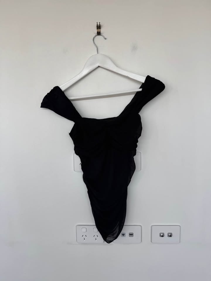 Chosen Mesh Top - size small