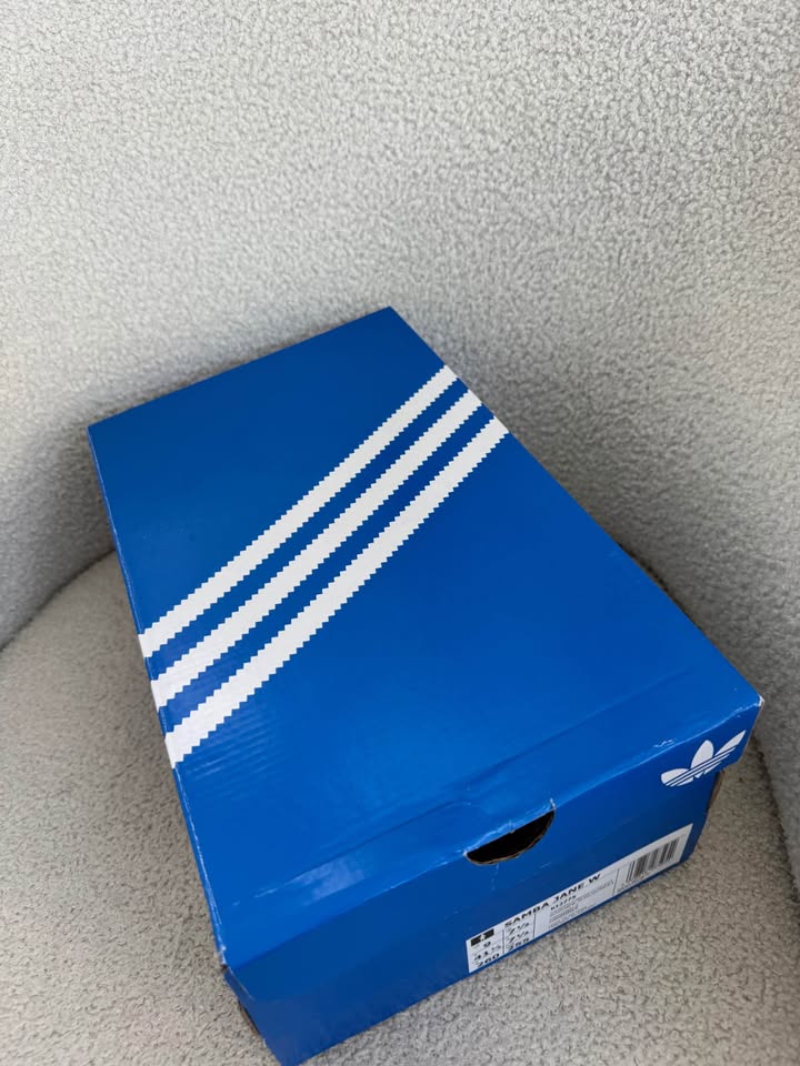 Adidas Jane Samba - size 41 1/3