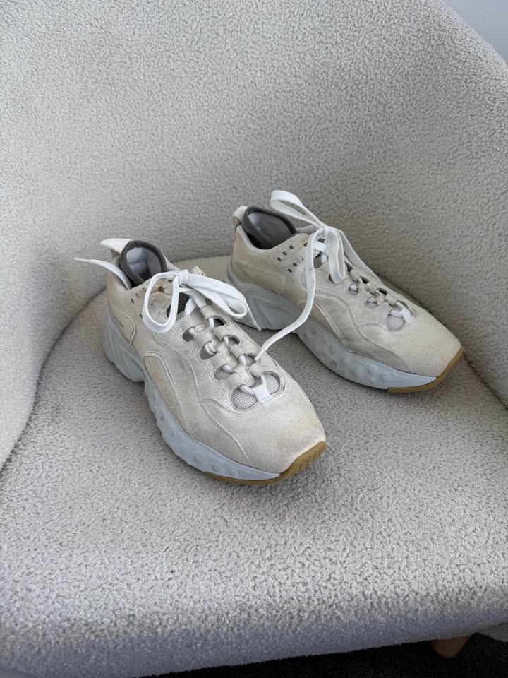 Acne Studios Runners - size 39