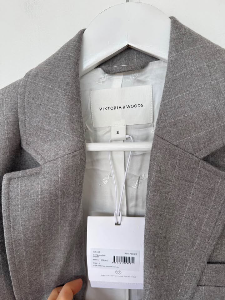 Viktoria and Woods Blazer - size small BNWT