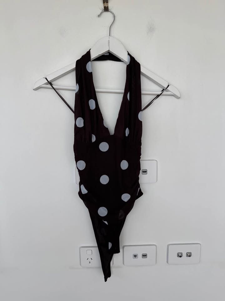 Witchery Bodysuit - size XXS