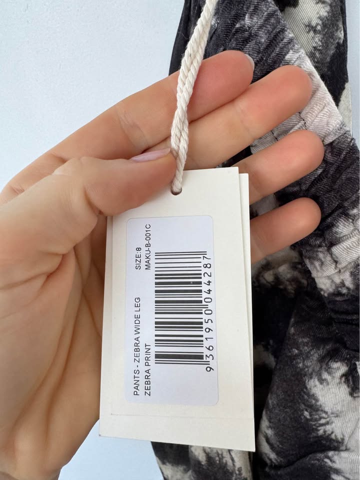 Maku Pants - size 8 BNWT