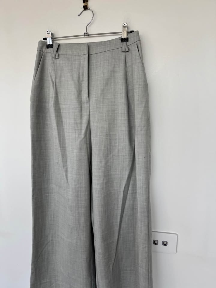Sneaky Link Pants - size XS