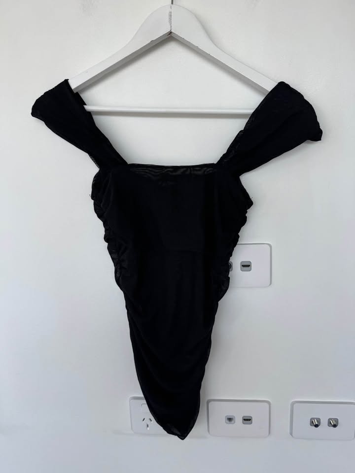 Chosen Mesh Top - size small