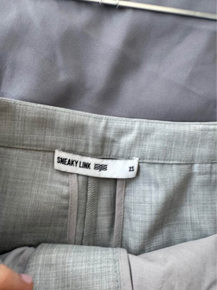 Sneaky Link Pants - size XS
