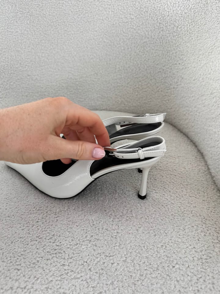 Nakedvice Heel - size 7