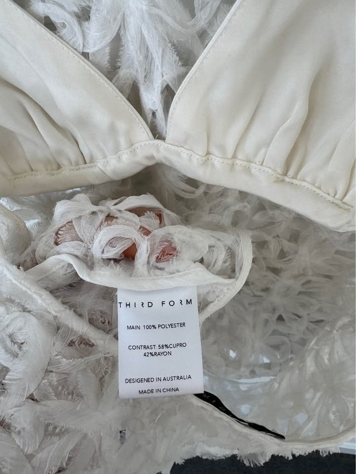 Third Form Top - size 6
