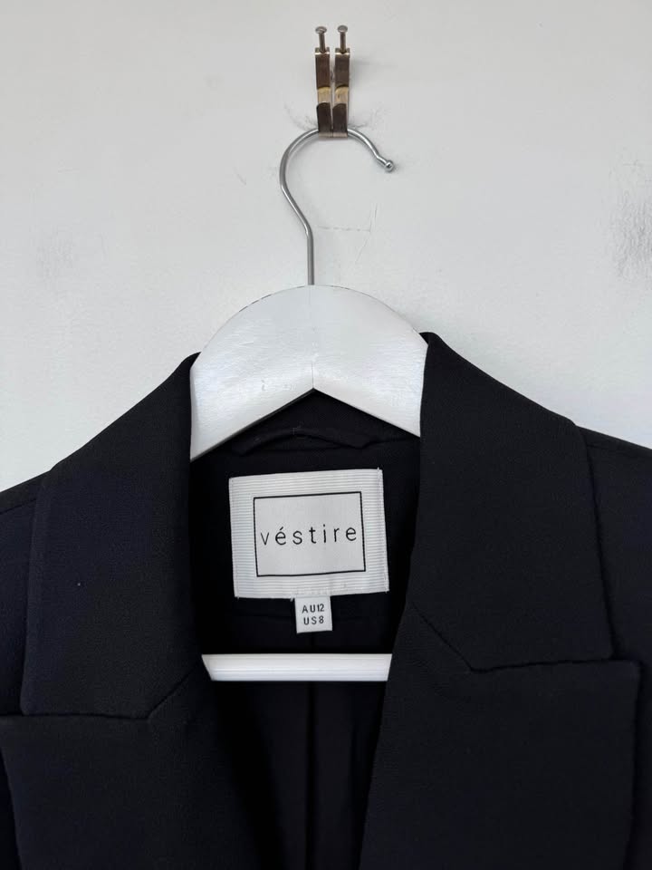 Vestire Blazer - size 12