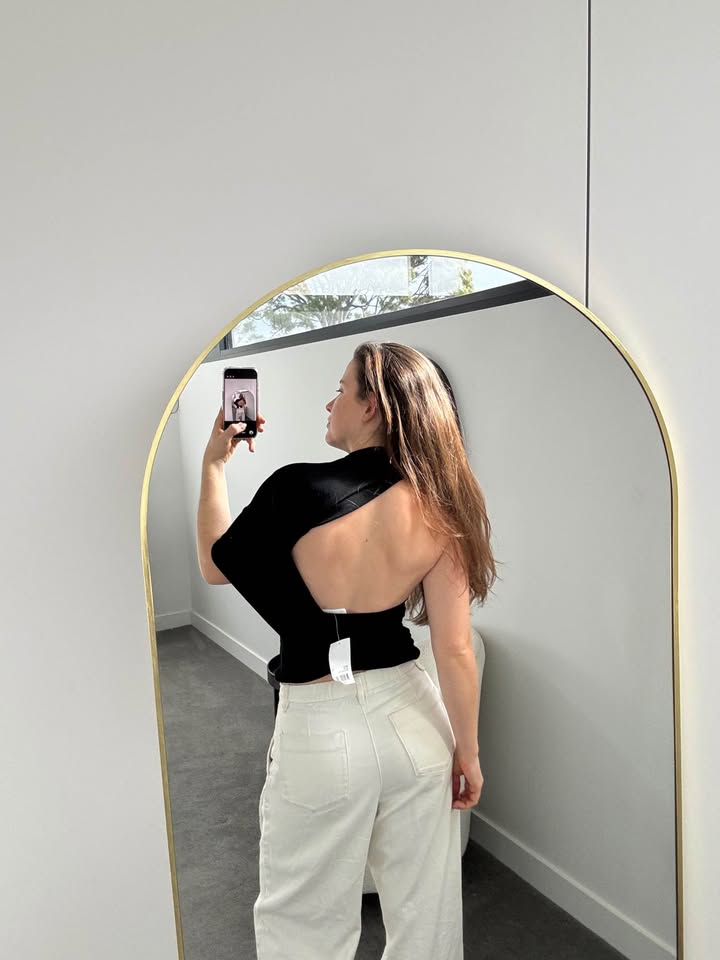 Kookai Top - size 6 BNWT