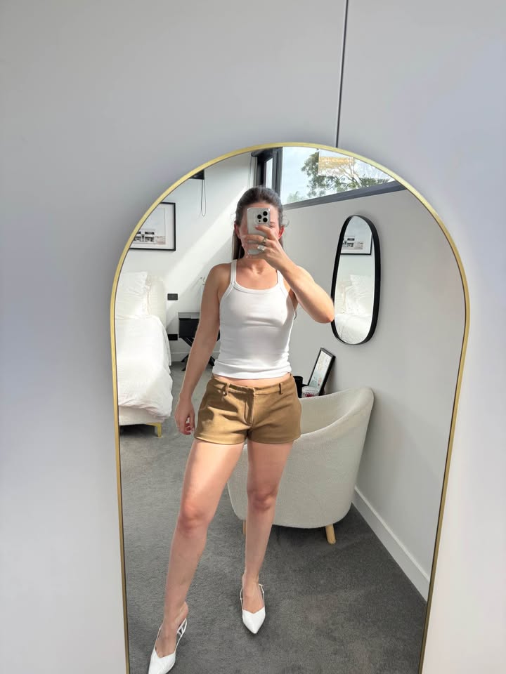 Pepper Mayo Shorts - size 10