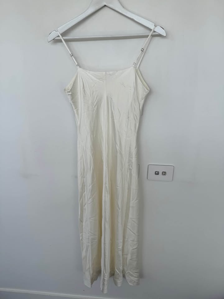 Me Esse Silk Dress - size 8 BNWT