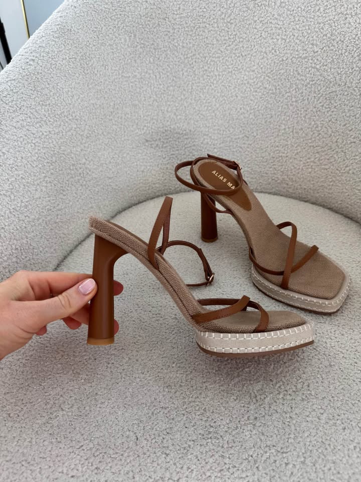Alias Mae Heels - size 37