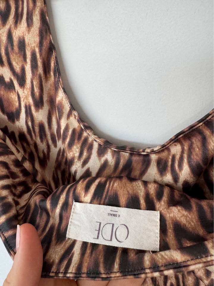 Ode Halter Top - size xs