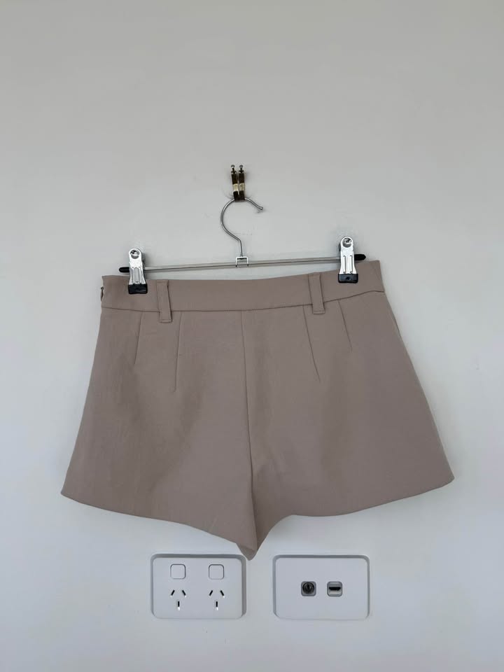 Kookai Shorts - size 32 (4) BNWT