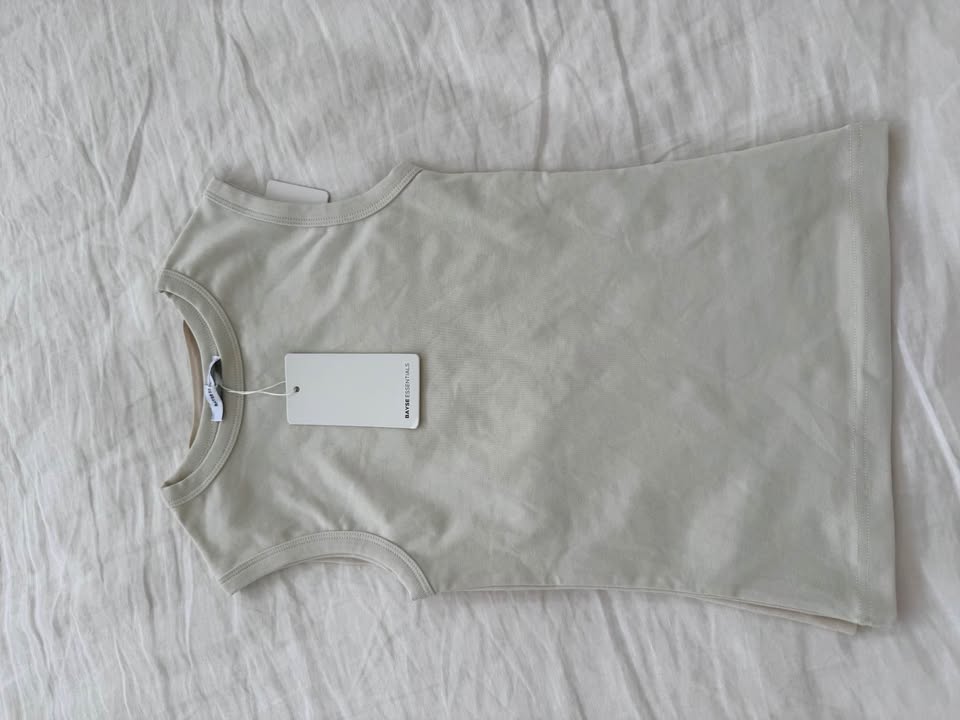 Bayse Brand Tank - size XS