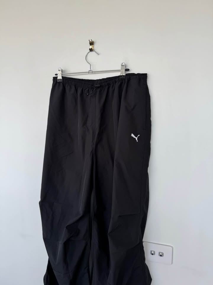 Puma Tracksuit Pants - size medium BNWT