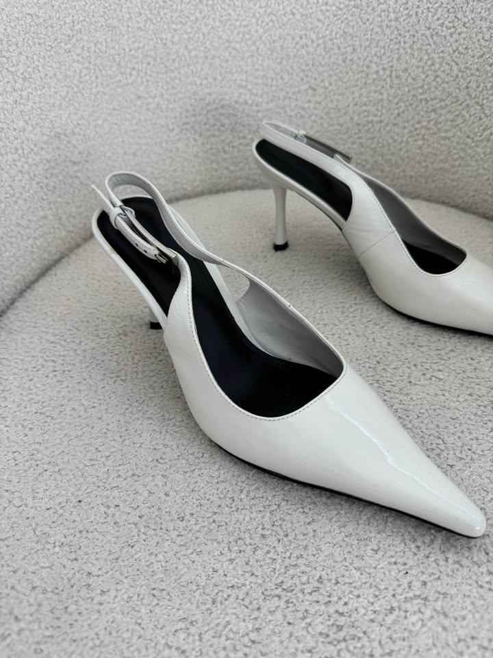 Nakedvice Heel - size 7
