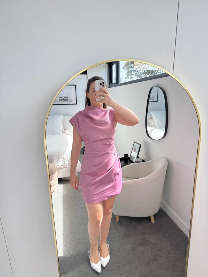 Elliatt Mini Dress - size small
