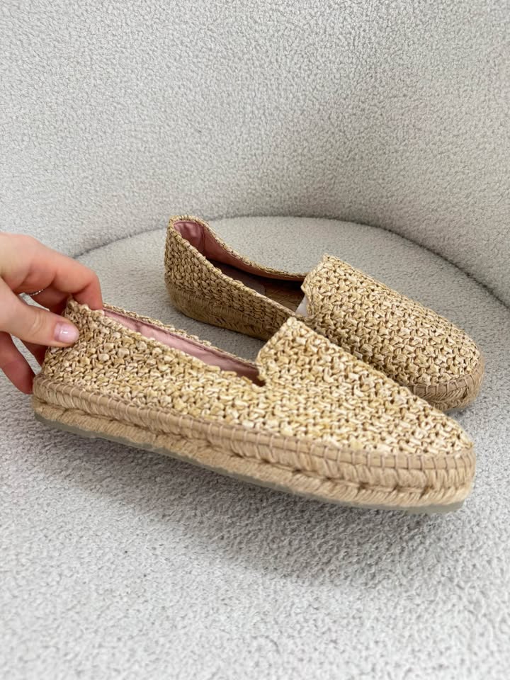 Manebi Shoes - size 40