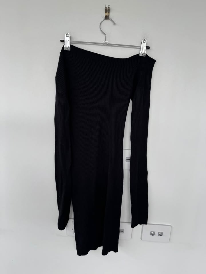 Henne Dress - size XS